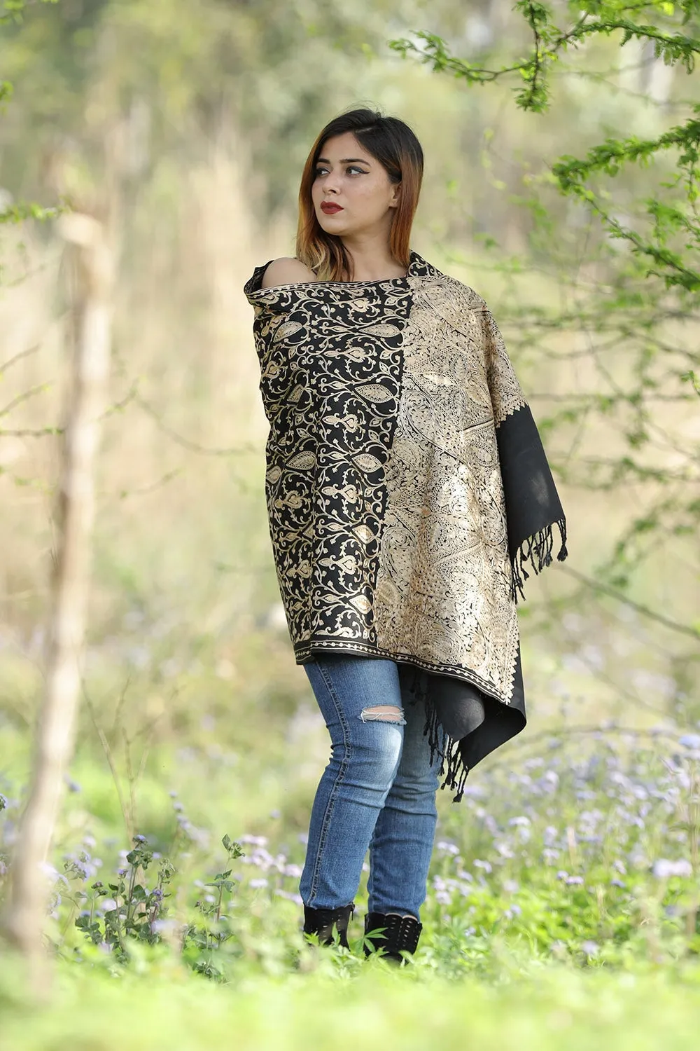 Charcoal Black Colour Stole With Graceful Dense Jaal Pattern Of Kashmiri Embroidery Makes It An Ideal Wear.