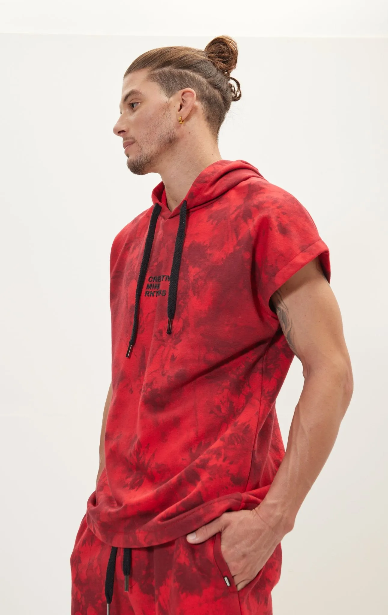 Cut Off Tie-Dye Hoodie - Red