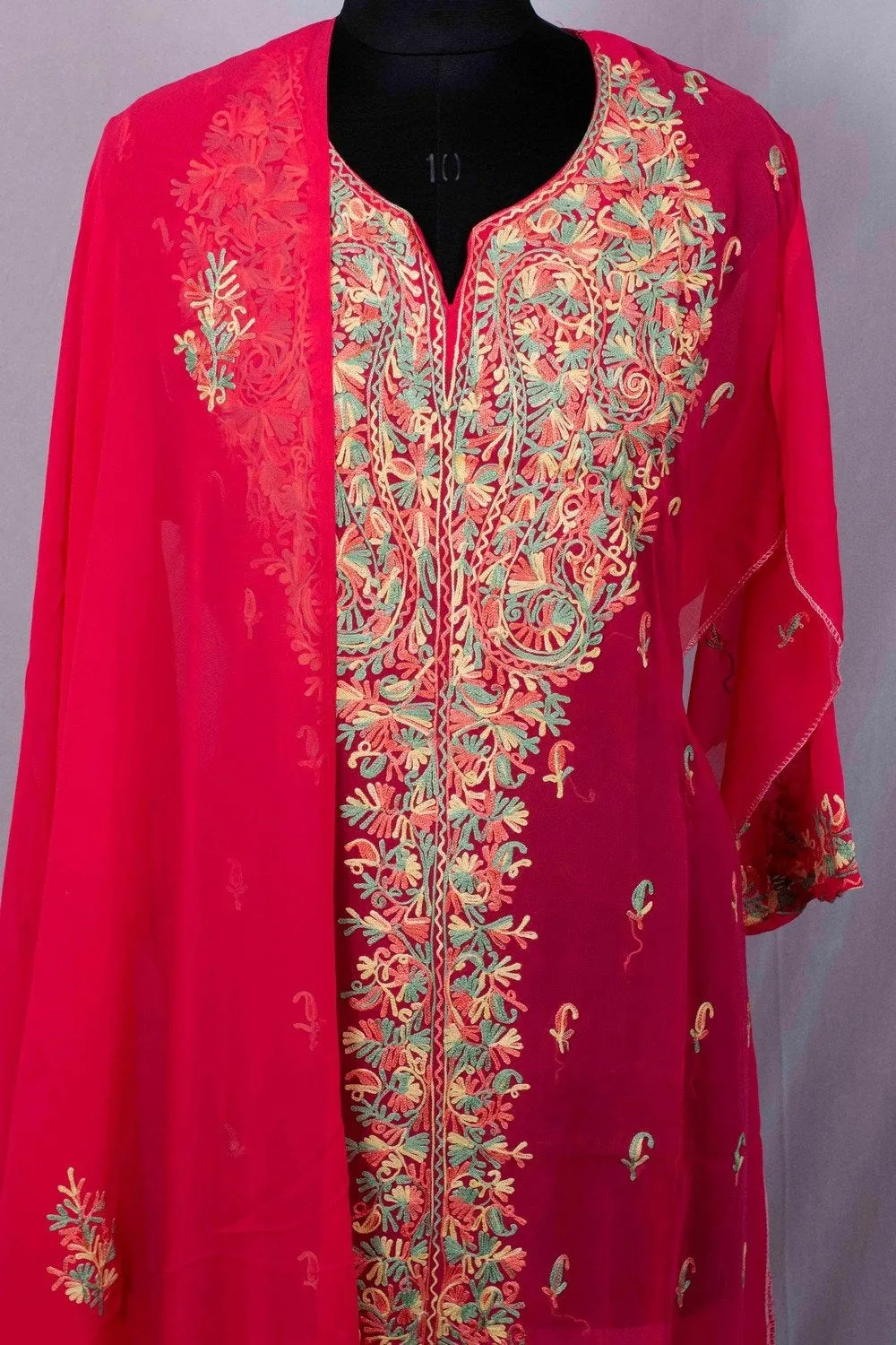 Dark Pink Colour Aari Work Kurti With Thread Embroidery Along With Embroidered Dupatta