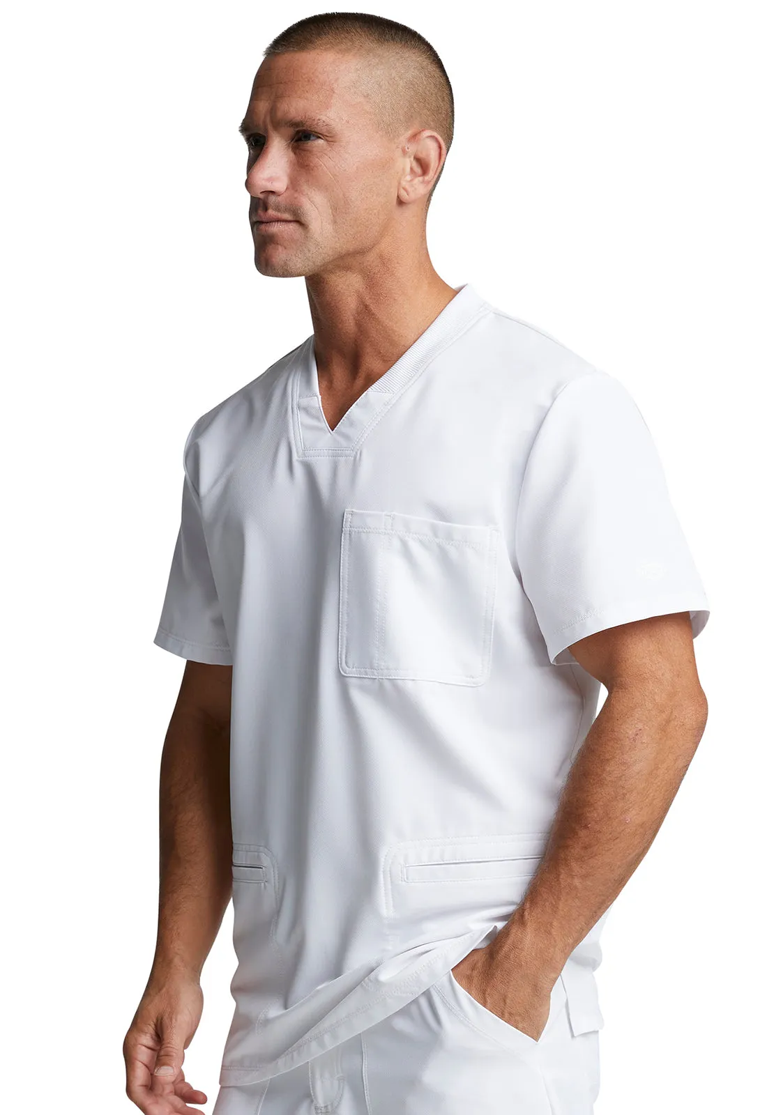 Dynamix - Men's V-Neck Top