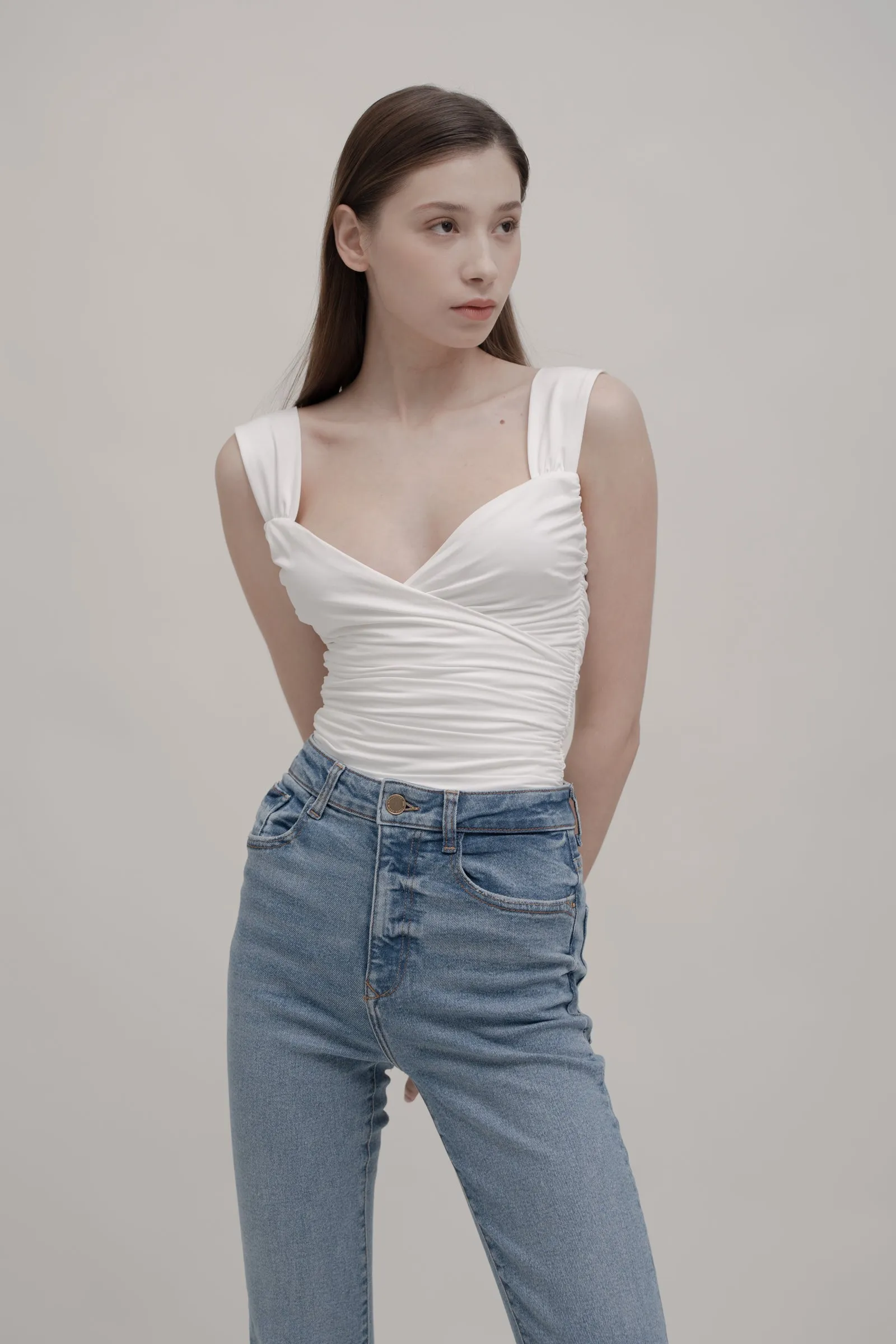 FAYE Body - White