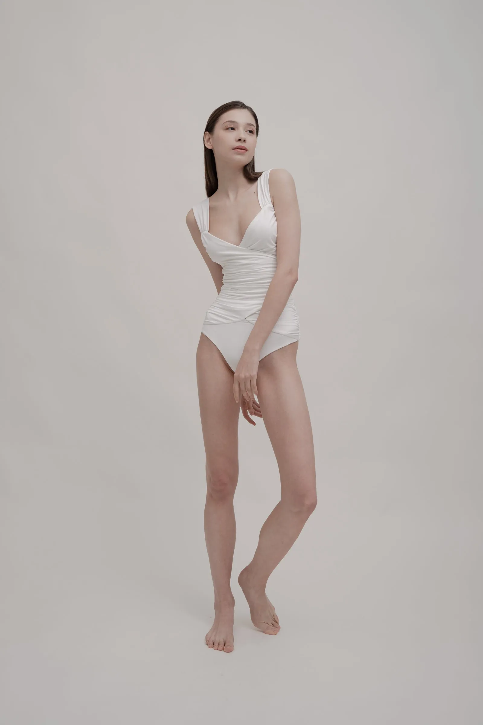 FAYE Body - White